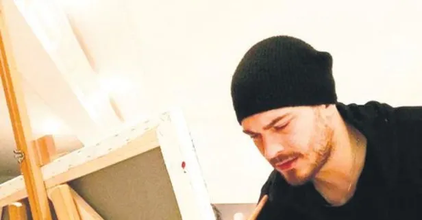 Resim yapmaya başlayan Çağatay Ulusoy sosyal medyaya damga vurdu!