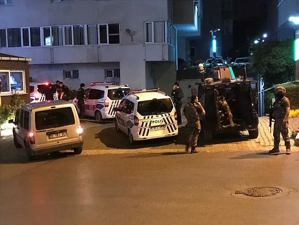 Üsküdar'da polis ekiplerine ateş açıldı-3
