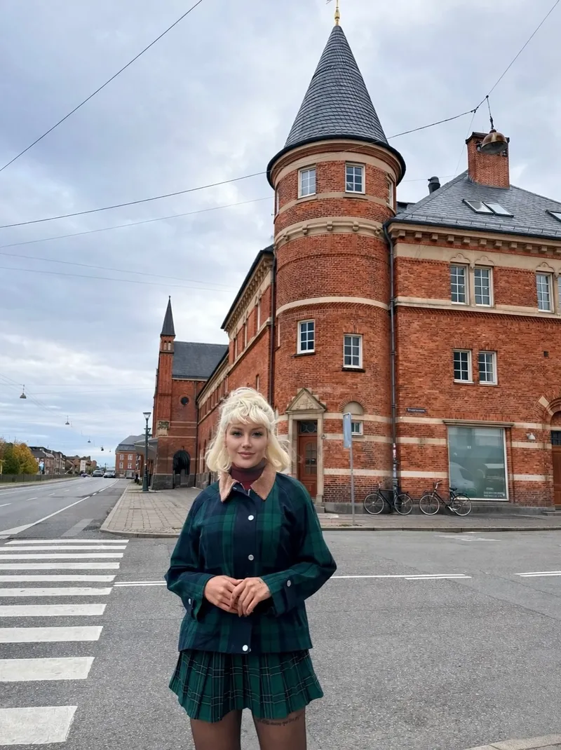 iste-benim-stilim-yarismacisi-aysegul-eraslan-intihar-mi-etti-1773380728179.jpg İşte Benim Stilim yarışmacısı Ayşegül Eraslan intihar mı etti? Kanlı nottaki son mesaj...-7