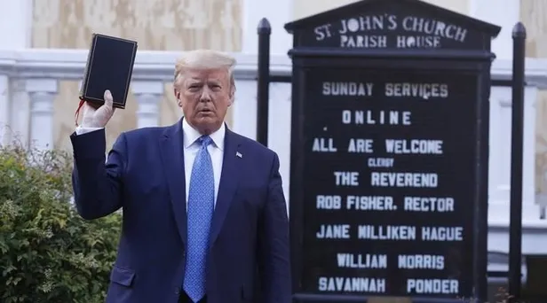 attigi-tweet-sonrasi-musevilerden-firca-yiyen-nevsin-mengu-geri-vites-yapti-1591141601147.jpeg Attığı tweet sonrası Musevilerden fırça yiyen Nevşin Mengü geri vites yaptı!-1