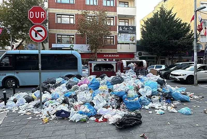Çöp dağlarından sözleşme tezgahı çıktı