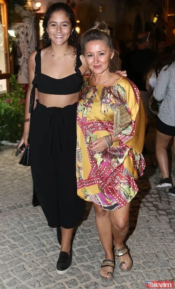 Pınar Aylin Ve Kızı Maya