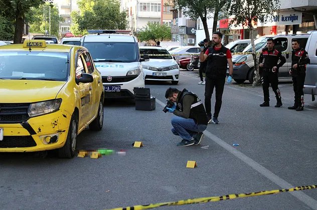 Kayseri'de sokak ortasında kan donduran cinayet! Önünü kestiği sürücüyü başından vurdu