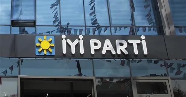 İYİ Parti'de istifa depremi!