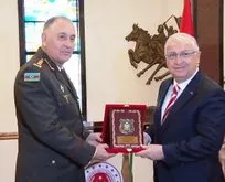 Son dakika: Milli Savunma Bakanı Yaşar Güler Azerbaycan Genelkurmay Başkanı Veliyev’i kabul etti!