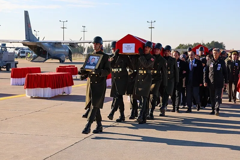 MÜRTED'DE ASKERİ TÖREN-2