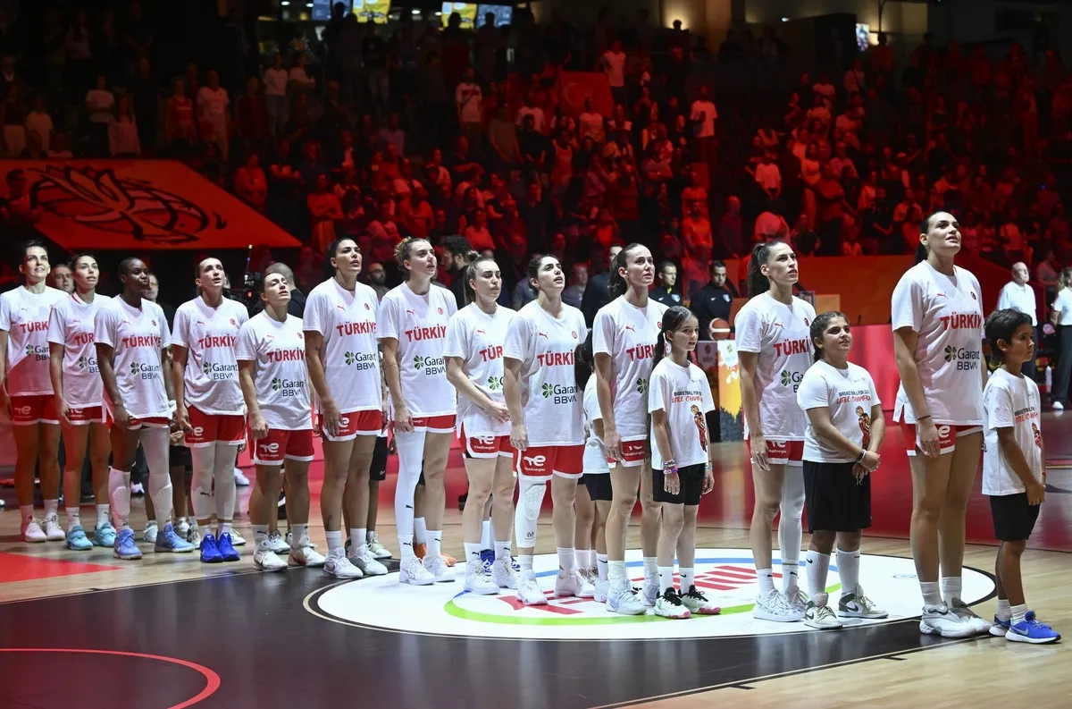 a-milli-kadin-basketbol-takimi-avustralya-karsisinda-40-dakika-plani-1788684253174.jpeg A Milli Kadın Basketbol Takımı Avustralya karşısında! "40 dakika" planı-2