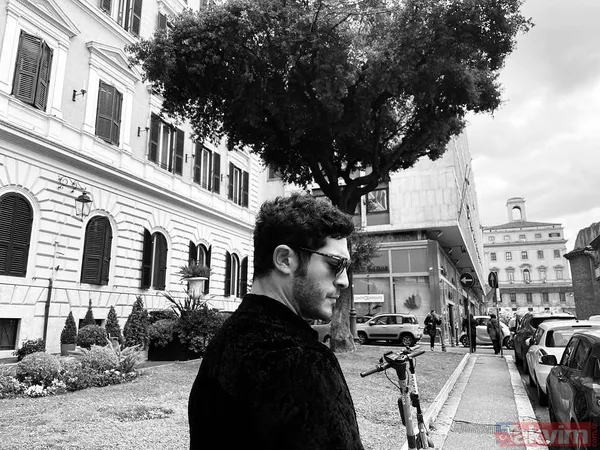 Burak Deniz’in olay çıkardığı Nilperi Şahinkaya’nın masayı terk ettiği iddia edildi! Açıklamalar peş peşe geldi! İpler iyice gerildi - 13