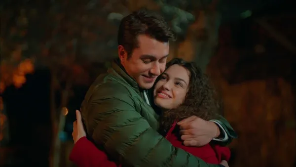 leyla-oldu-mu-kardeslerim-74-bolum-fragmani-yayinlandi-yardim-cagirin-cabuk-1672678102099.jpg Leyla öldü mü? Kardeşlerim 74. bölüm fragmanı yayınlandı: “Yardım çağırın çabuk!”-2