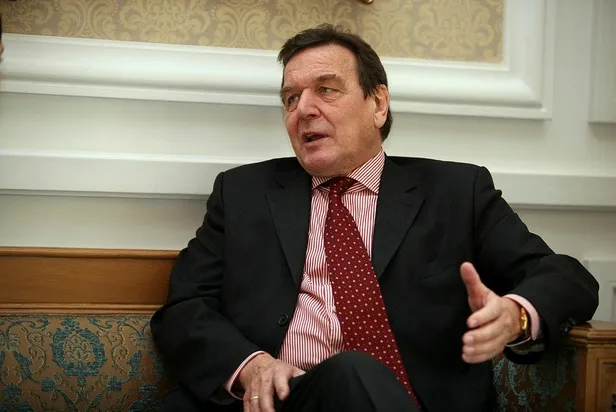 Eski Almanya Başbakanı Gerhard Schröder: Türkiye Doğu Akdeniz’de hâkim güç-5