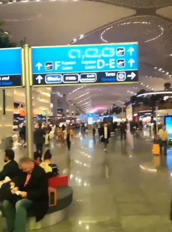 Amerikalı oyuncu Robert Davi, İstanbul Havalimanı'na övgüler yağdırdı-2