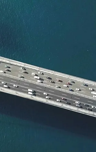 Asfalt çalışmasının sona erdiği FSM Köprüsü'nde trafik yoğunluğu azaldı