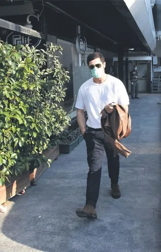 Maraşlı'nın Celal'i Burak Deniz vitamin takviyesi aldı | 17 Mart magazin haberleri