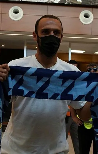Vedat Muriç'e büyük şok! Koronavirüs testi pozitif çıktı