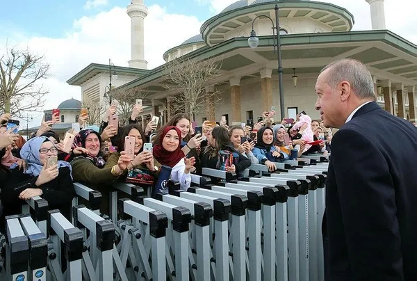 Vatandaşlardan Cumhurbaşkanı Erdoğan'a sevgi seli-2