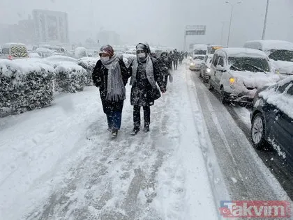 İstanbul’dan kar manzaraları: Kartpostallık görüntüler