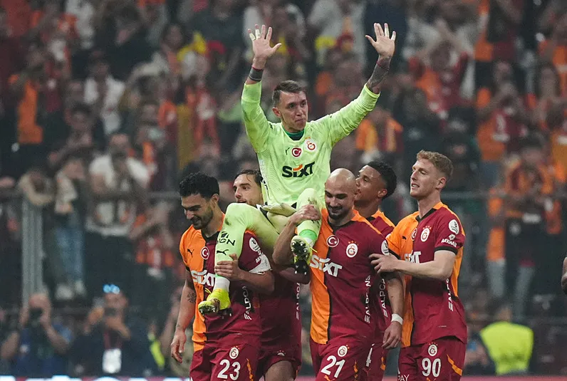 Fernando Muslera Estudiantes yolcusu