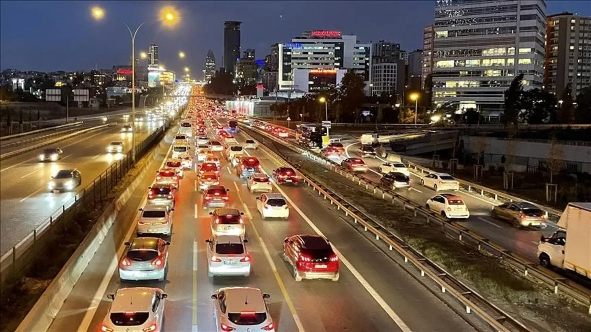 Dünyanın trafiği en sıkışık ili İstanbul! New York'u bile solladı