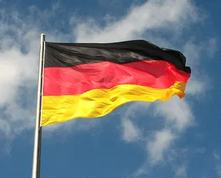 Almanya terör yuvası haline geldi! FETÖcülerin yüzde 74ünü kabul etti!