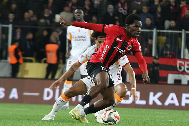 Okan Buruk'tan dev derbi rotasyonu! Kupa 11'ini belirledi - 7