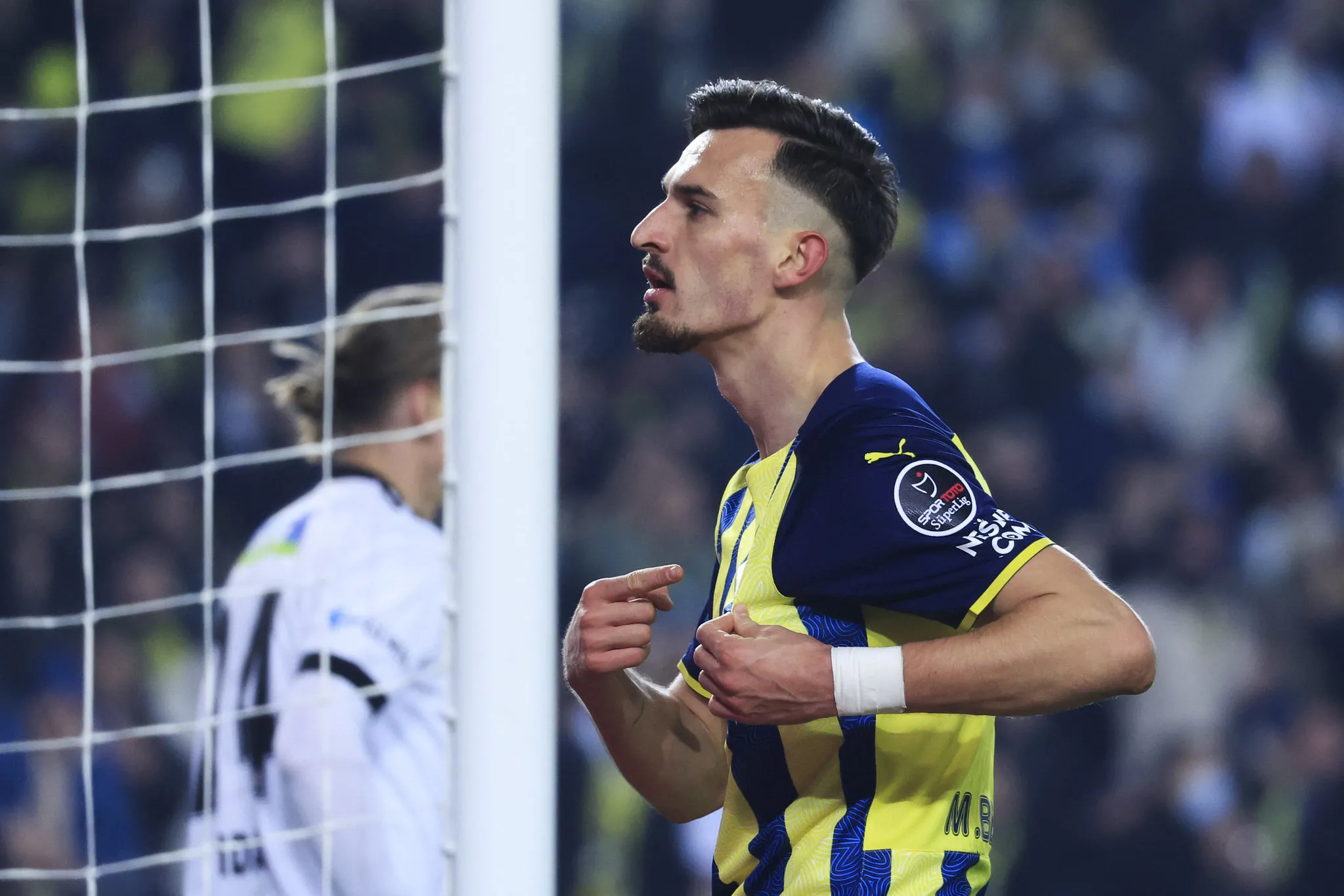 Fenerbahçe'de ilk ayrılık gerçekleşti! İşte bonservis bedeli - 12