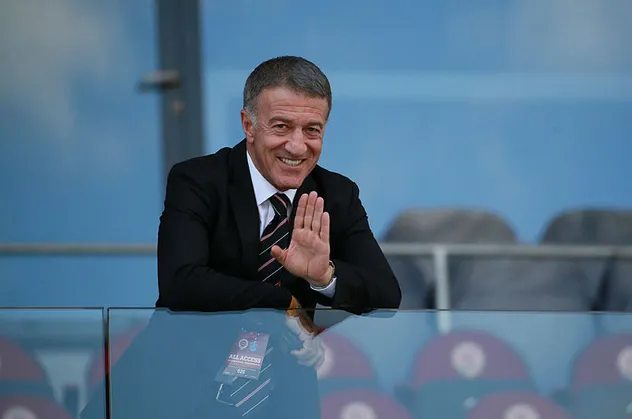 Trabzonspor Başkanı Ahmet Ağaoğlu'ndan şampiyonluk açıklaması: Son düdük çalana kadar...
