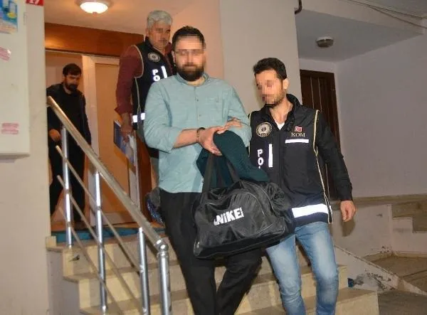 Adana'da FETÖ operasyonu: 6 gözaltı-6