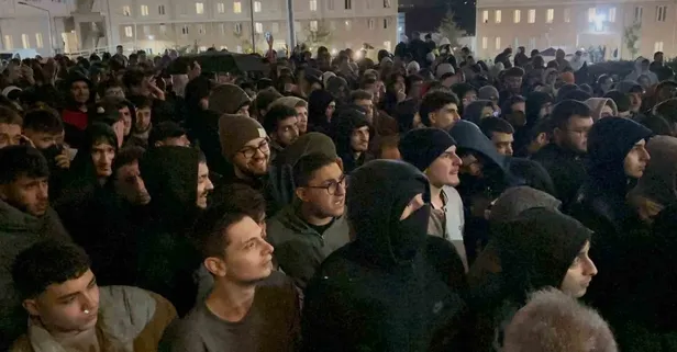 Ankara, Bursa ve İzmir’den sonra Edirne’de aynı tablo! Susuz kalan öğrenciler CHP’li belediyeye tepki gösterdi!