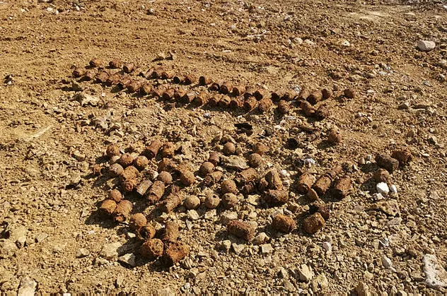 Toprağa gömülü yüzlerce bulunmuştu! Bombaların sırrı çözülüyor! Yer: Balıkesir