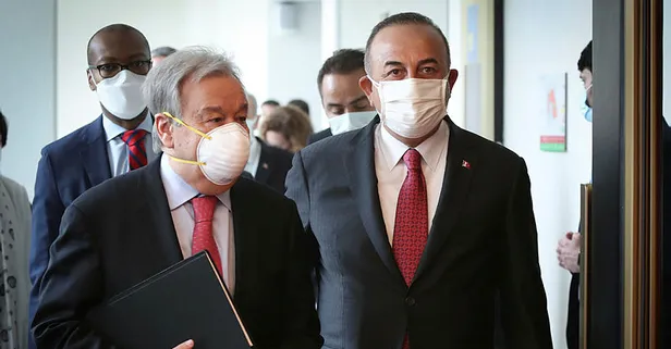 Dışişleri Bakanı Mevlüt Çavuşoğlu Kıbrıs görüşmelerinde Birleşmiş Milletler Genel Sekreteri Antonio Guterres'le bir araya geldi