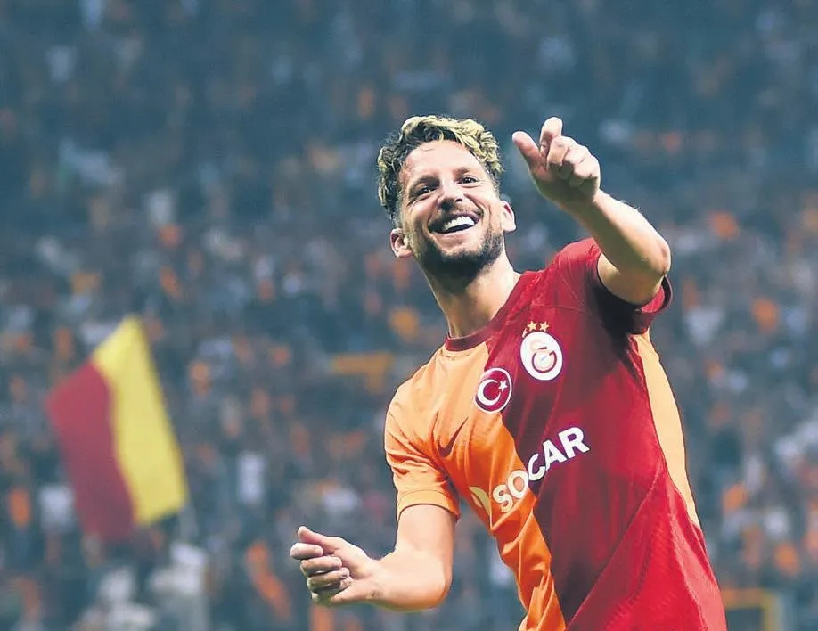 Mertens yine kulübede