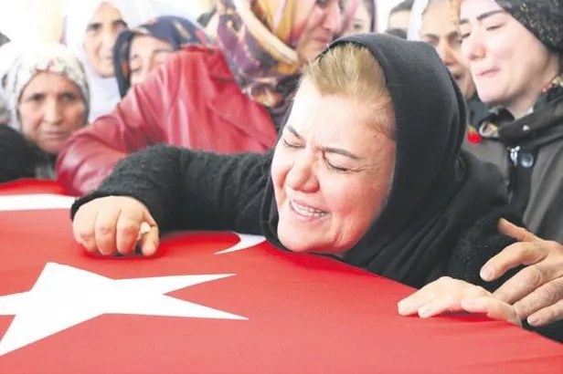 Sri Lanka’da teröre kurban giden Türk mühendisler Çavuş ve Nariçi’nin cenazeleri memleketlerine ulaştı-1