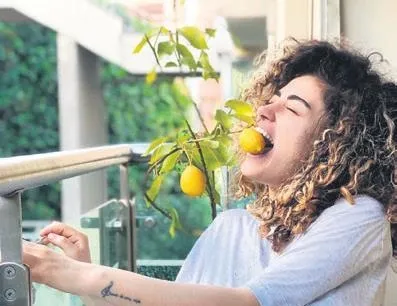 Dilan’a tatlı jest