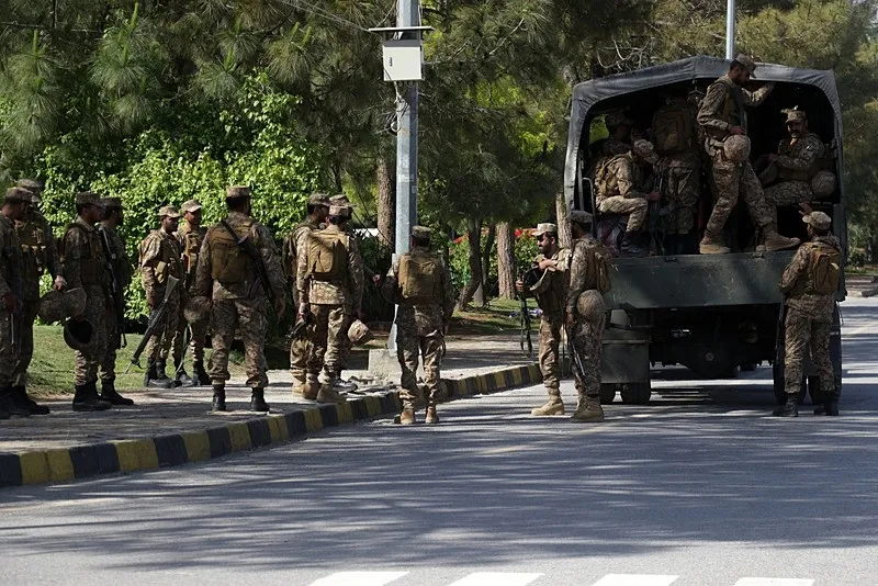 İSLAMABAD'DA KIRMIZI ALARM-1