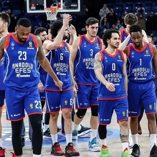 Saben Lee Anadolu Efes’te