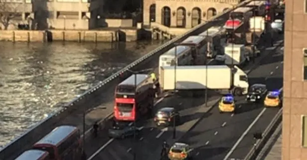 Son dakika: İngiltere’de saldırı alarmı! Londra Köprüsü’nde silah sesleri