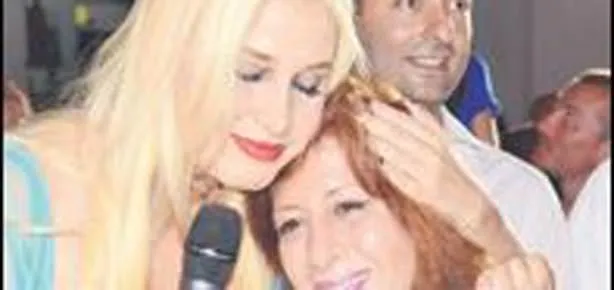 Şarkıları annesi için