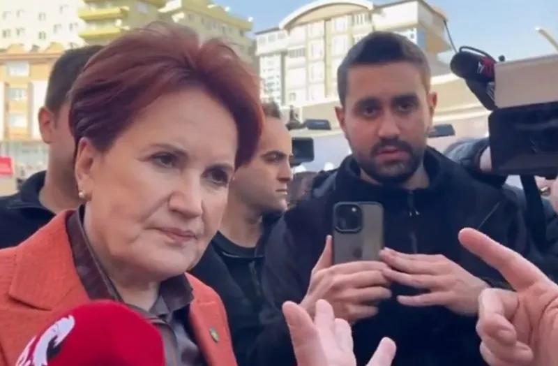 meral-aksener-chpli-secmenle-tartisti-deme-tesekkur-ediyorsunuz-bize-kufrediyorsunuz-hadi-be-1709043240150.jpg Meral Akşener CHP'li seçmenle tartıştı: DEM'e teşekkür ediyorsunuz bize küfrediyorsunuz hadi be!-4