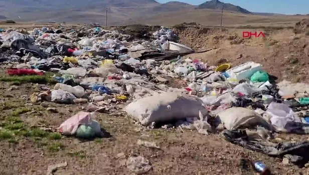 Aslan yattığı yerden belli olur! Trabzon ve Gümüşhane sınırları arasında bulunan Kurtdere Yaylası'nda yaz sonrası çöpler kaldı