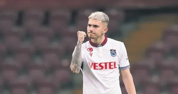 son-dakika-berat-ozdemir-trabzonspordan-ayrildi-1660039939727.jpeg Son dakika: Berat Özdemir Trabzonspor'dan ayrıldı!-4
