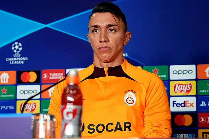 galatasaray-manchester-united-maci-saat-kacta-gs-manchester-maci-hangi-kanalda-canli-yayinlanacak-ilk-11ler-1701254285315.jpg Galatasaray - Manchester United maçı saat kaçta? GS - Manchester maçı hangi kanalda CANLI yayınlanacak? İlk 11'ler...-4