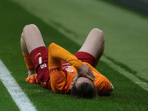 galatasarayda-kerem-akturkoglu-krizi-dokuluyor-1662453961757.jpeg Galatasaray'da Kerem Aktürkoğlu krizi! Dökülüyor-5