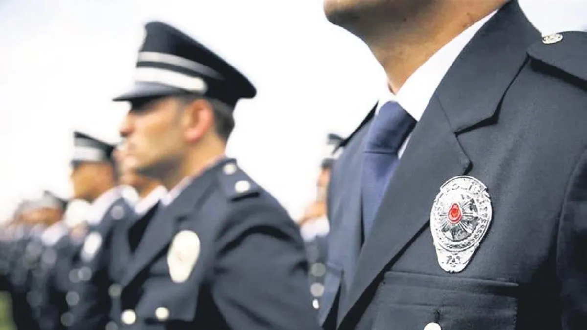 Beklenen müjde geldi: 12 bin polis alınıyor!