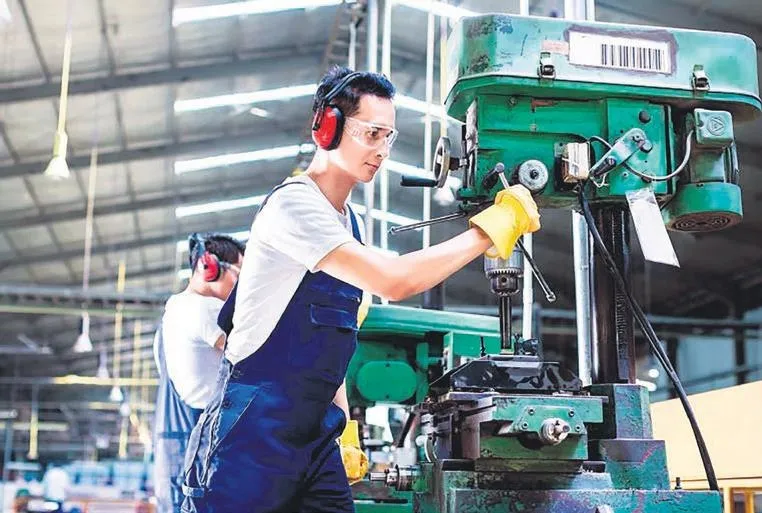 Çalışan sayısı yükseldi