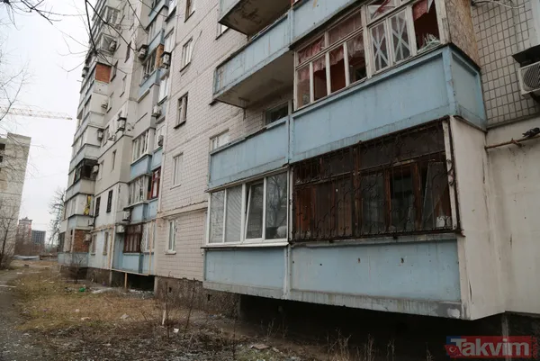 SON DAKİKA Rusya-Ukrayna savaşında dehşet anları! Şehir merkezine böyle füze atıldı! Binalar delik deşik! Rus askerleri esir alındı - 37