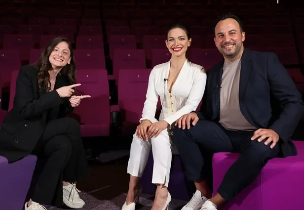 Ferit Aktuğ ile Beste Kökdemir’den ‘Kim Bu Aile?’ yorumu: "Çekilmemiş bir aksiyon komedi çektik!"-6