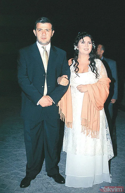 11 yıl evli kalmışlardı! Melisa Ural annesi Sibel Can’ı doğum gününde paylaşmaya doyamadı! İlk yorum Hakan Ural’dan geldi! - 6