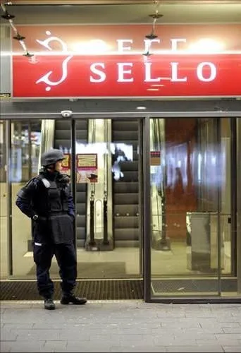 Helsinki’de Alışveriş Merkezine Saldırı