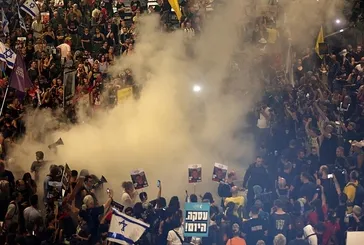 Tel Aviv’de hükümet karşıtı protestoların 5’inci günü! "Ben Gvir bir teröristtir"