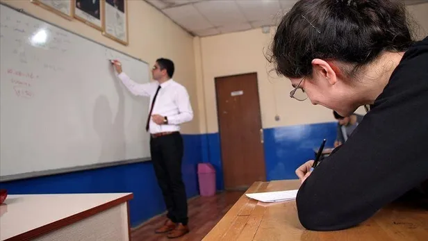 Beyoğlu Anadolu Lisesi'nde alkollü ders skandalı! Cinsel istismardan da kaydı çıktı-3